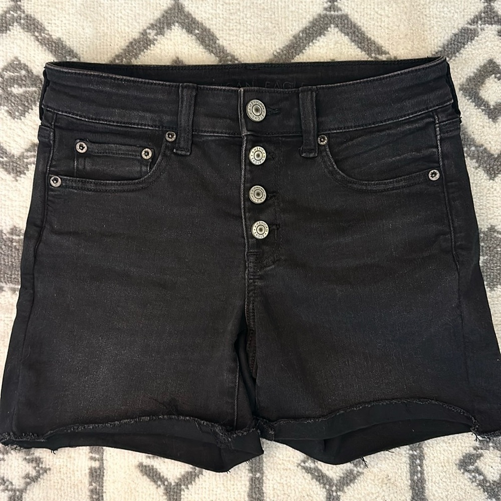 American Eagle Next Level Stretch Midi Shorts Sz 2 - Black Denim